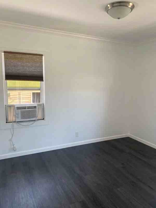 10912 Venice Blvd - Photo 3 of 11