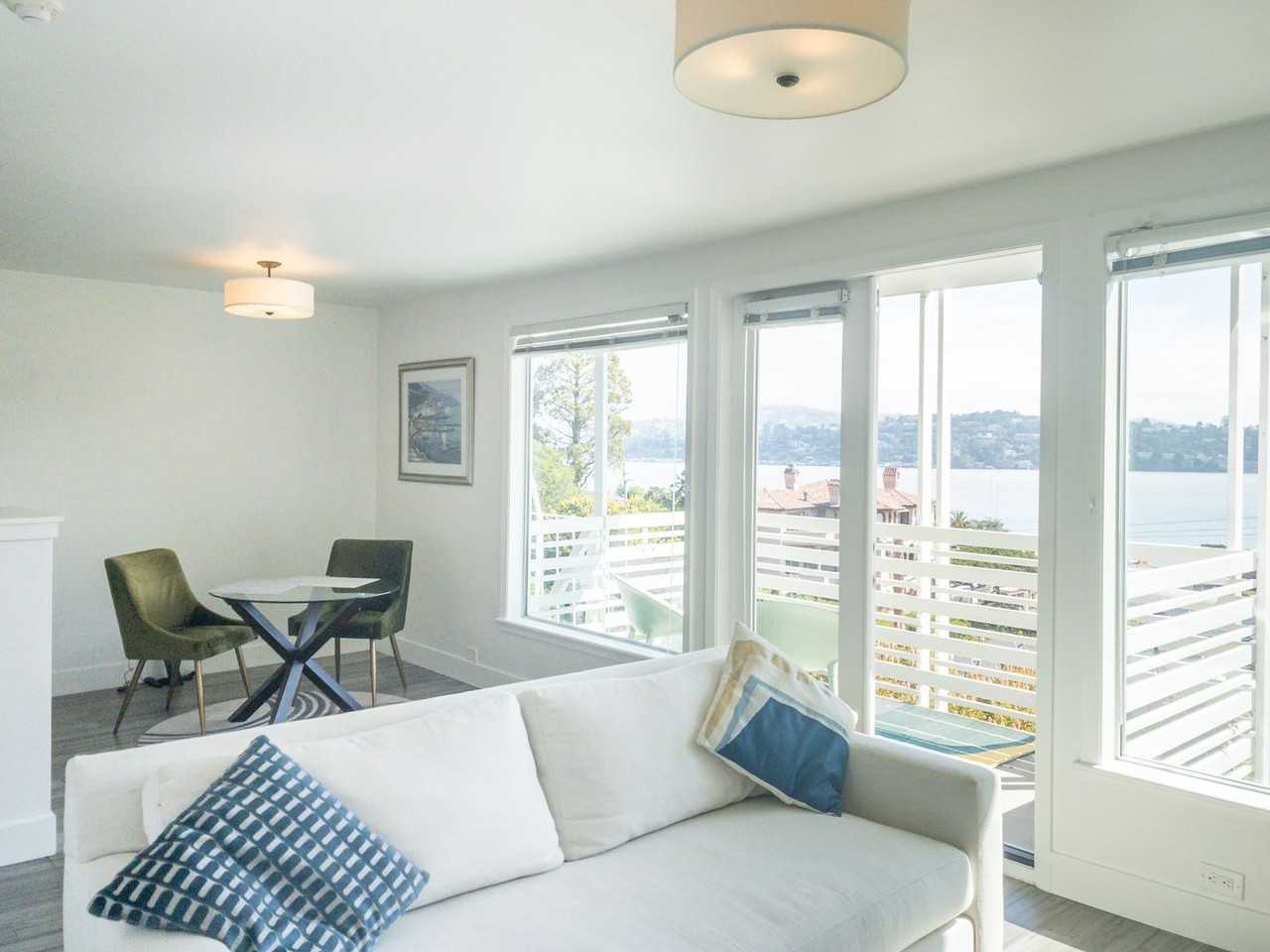 77 Bulkley Ave - Photo 4 of 24