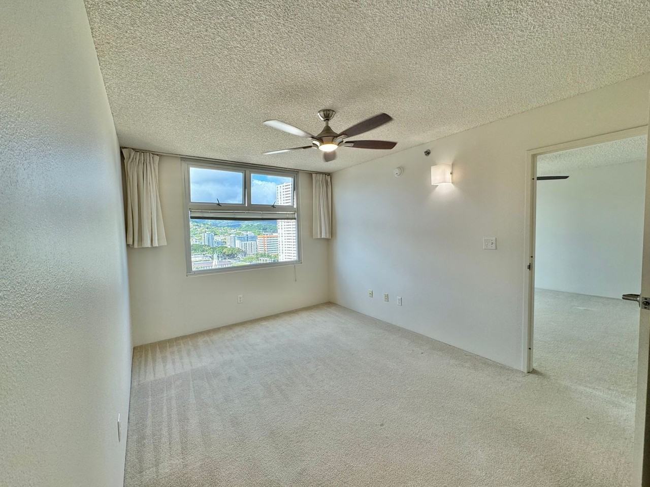 1450 Young St #2204 - Photo 7 of 42