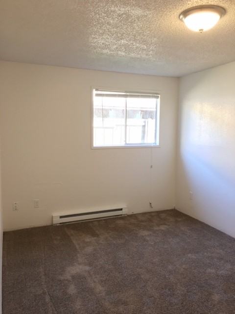 Beverly Ann Apartments - Photo 5 of 31