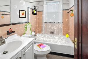 featured image of 5747 Chippewa St