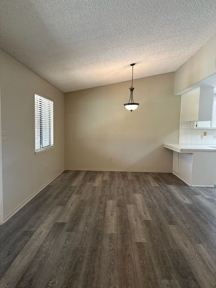 3608 Mehgan Ave - Photo 3 of 15