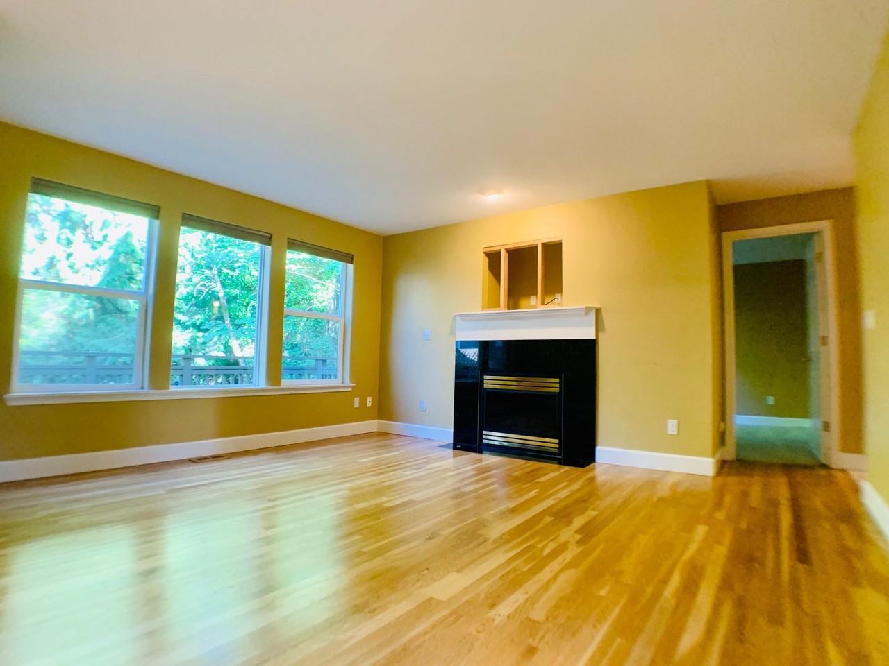 9036 116th Ave Ne - Photo 7 of 28