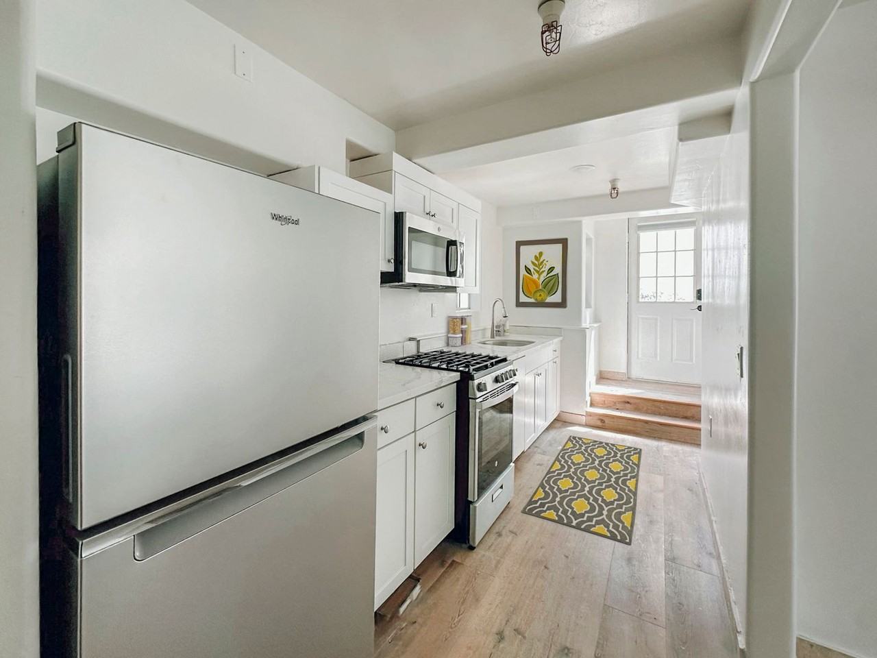 245 N Vulcan Ave - Photo 2 of 8