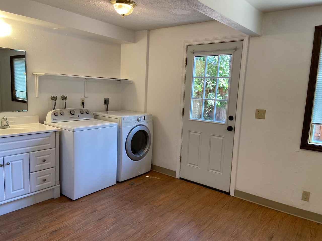 2469 Miami Ln - Photo 3 of 15