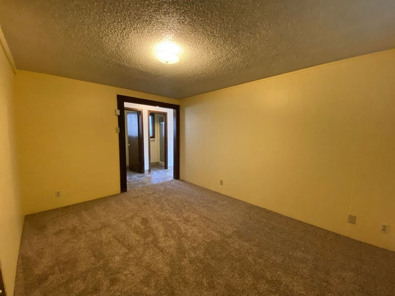 2469 Miami Ln - Photo 6 of 15