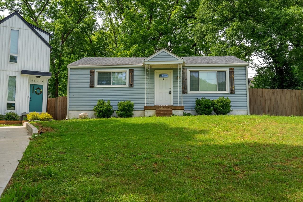 2913 Branch Ct #B - Photo 2 of 17