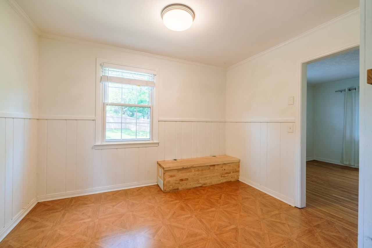 2913 Branch Ct #B - Photo 6 of 17