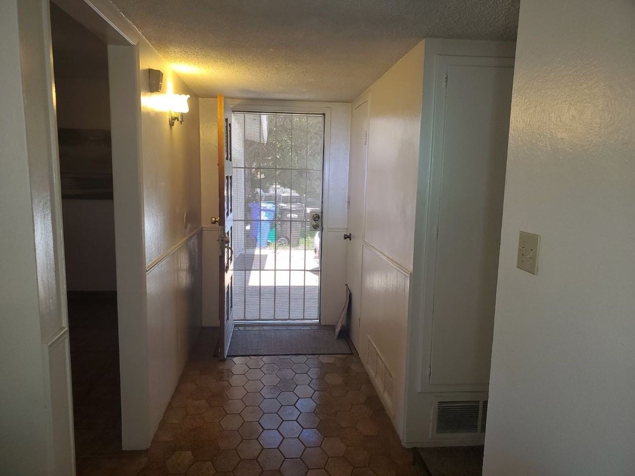 5348 Brockbank Pl - Photo 3 of 23