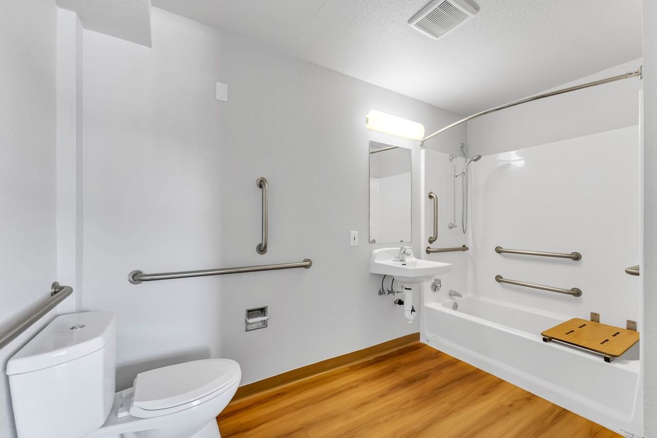 The Point Midtown - Photo 7 of 8