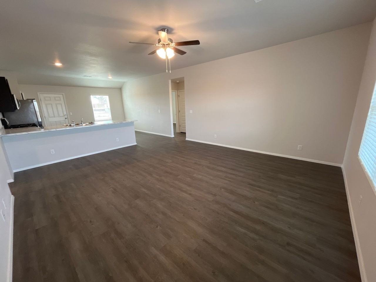 8410 E 163rd St S - Photo 4 of 17