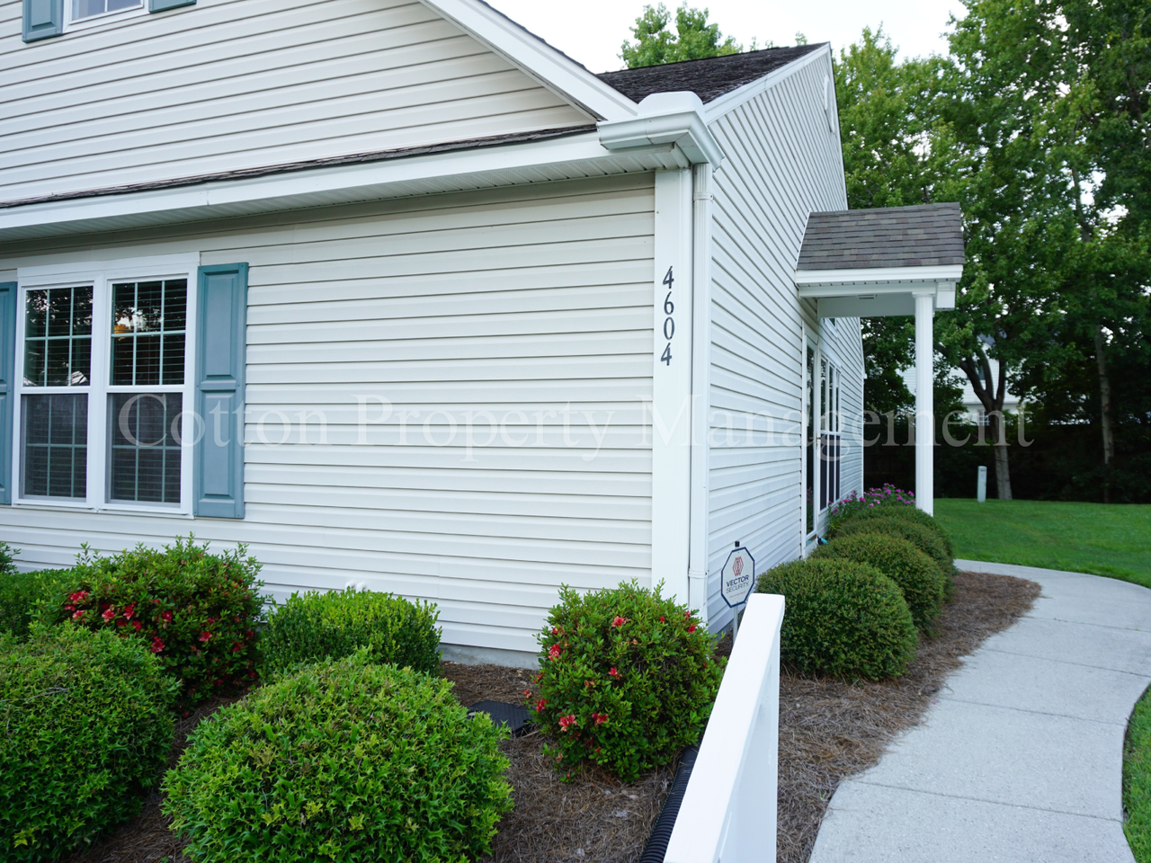 4604 Song Sparrow Ct - Photo 4 of 24