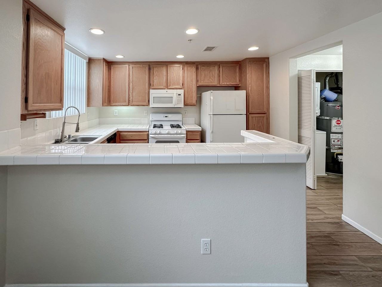 1339 Nicolette Ave - Photo 4 of 25