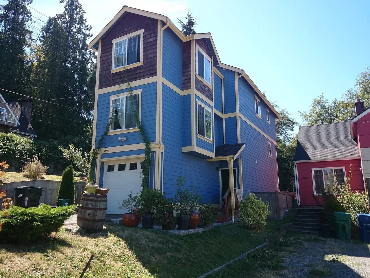 5459 30th Ave Sw - Photo 2 of 14