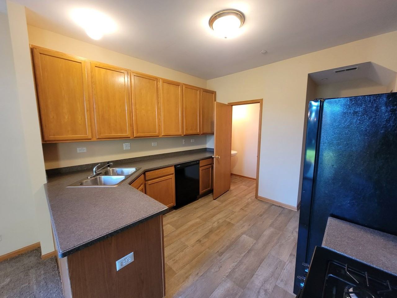 171-176 Willoughby (GP) - Photo 2 of 27