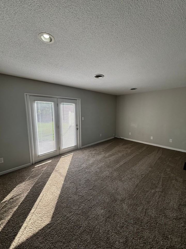 1837 1837 Lively Rd - 1839 Lively rd - Photo 5 of 11