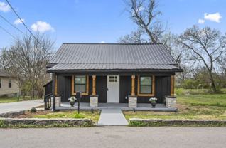 214 Owen St - Photo 1 of 1