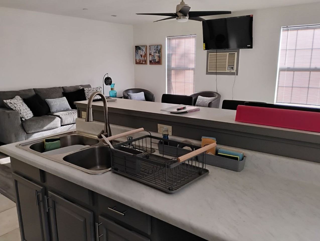 5660 19th Ave - Photo 3 of 7