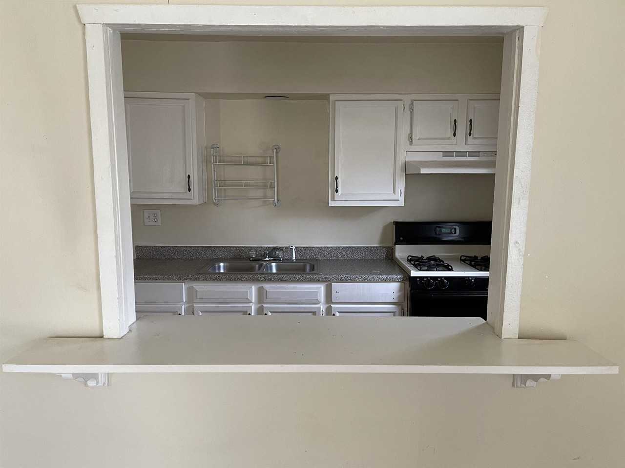 334 334 Raymond 1 N #10 - Photo 3 of 16