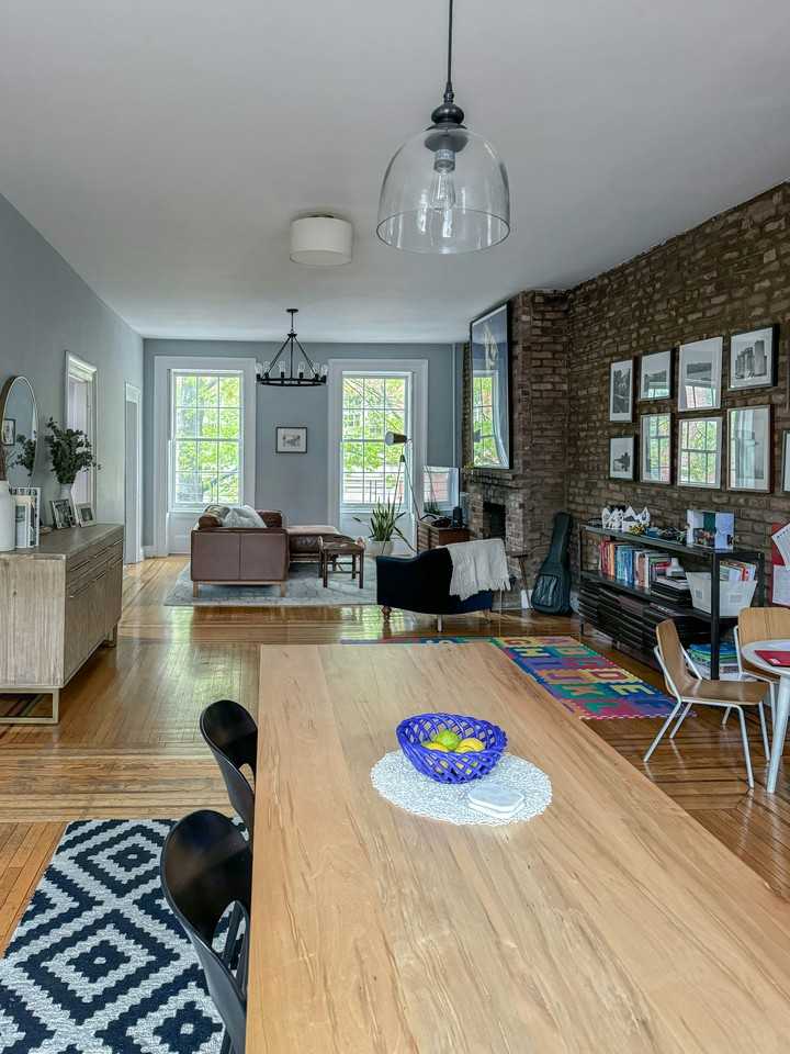 408 Henry St - Photo 2 of 9