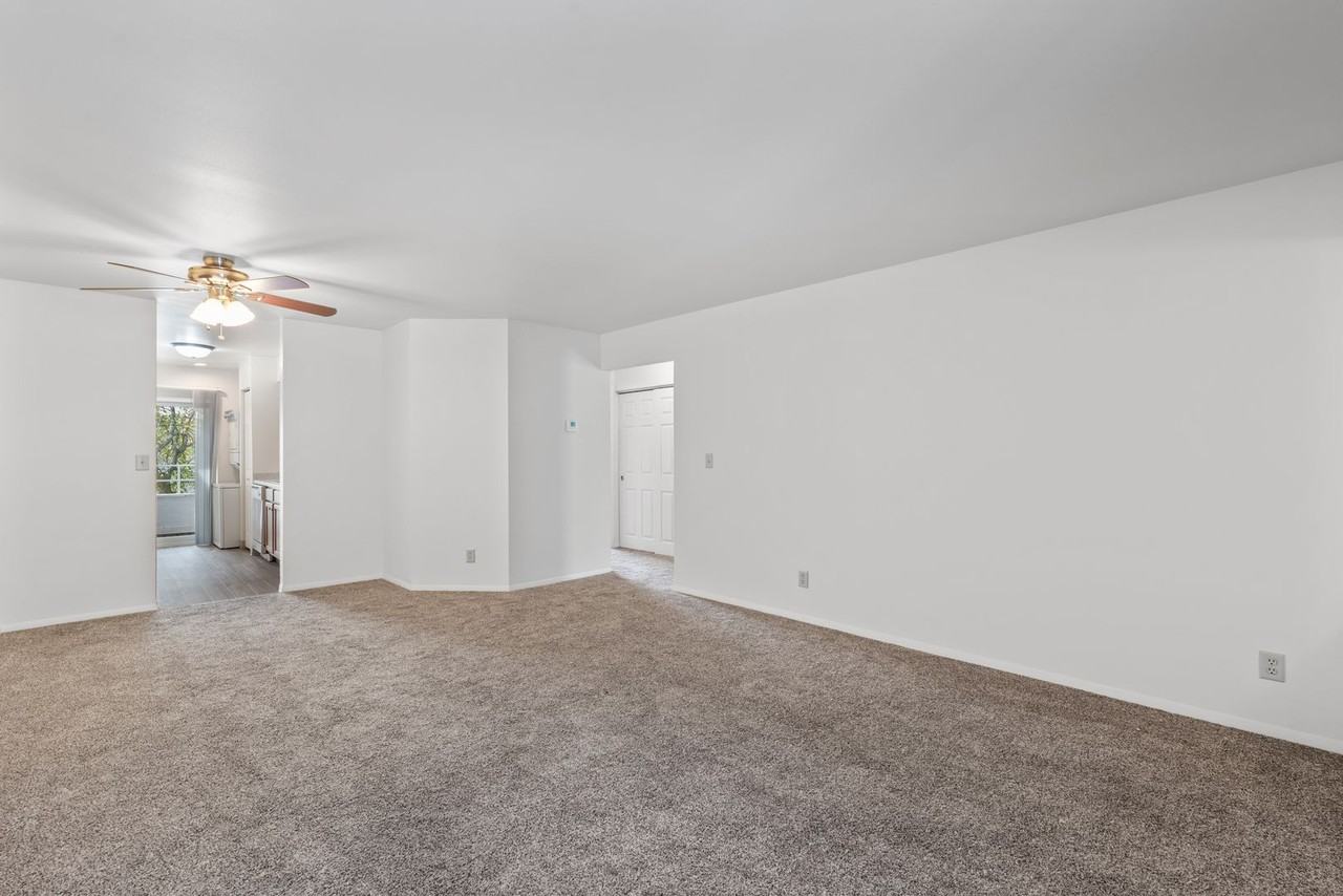 14753 W Hidden Creek Ct #8-14753 - Photo 3 of 16