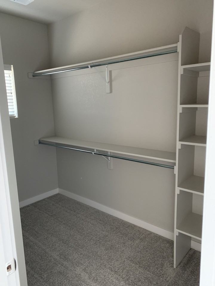 4120 S Park Dr #NA - Photo 6 of 8