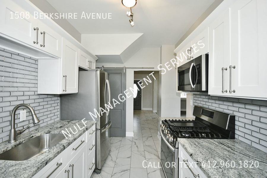 1508 Berkshire Ave - Photo 2 of 14