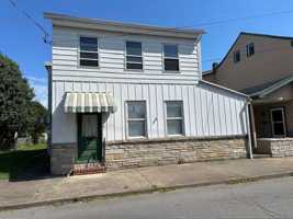 featured image of 469 North St #2ndFL