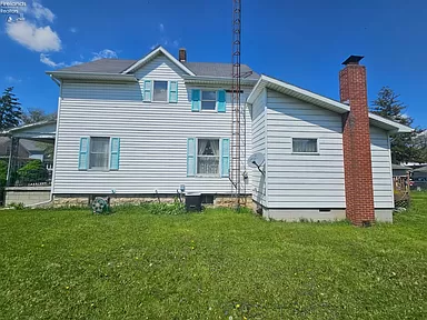 1225 White Ave - Photo 2 of 5