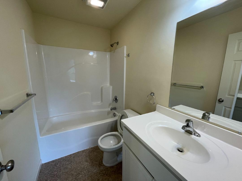 904 Gregs Dr - Photo 6 of 10