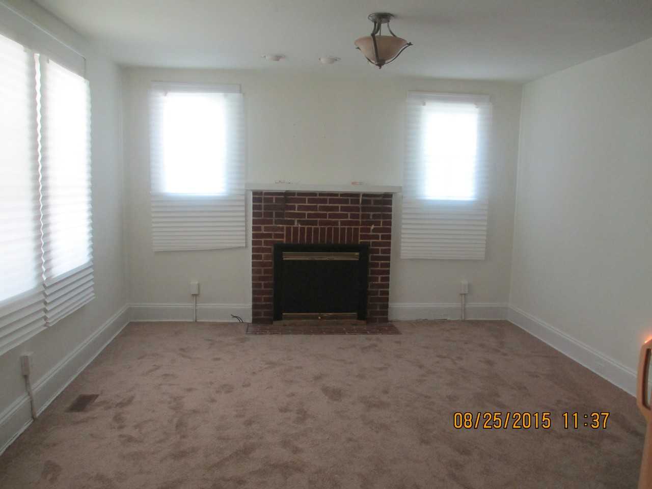 27 S Zoo Rd - Photo 2 of 9