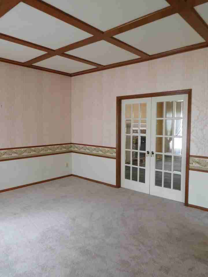 515 Thackeray Trail - Photo 2 of 37