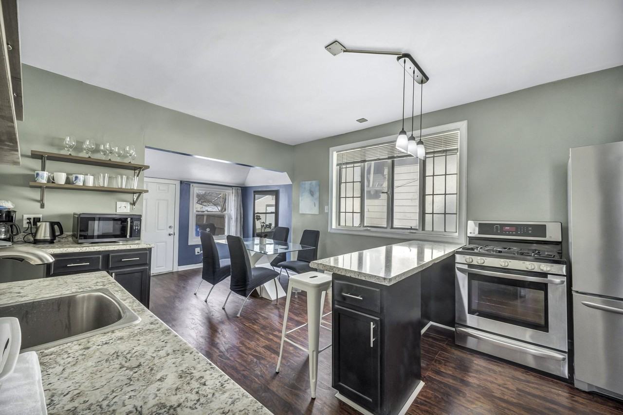 Storer Ave - Photo 7 of 12