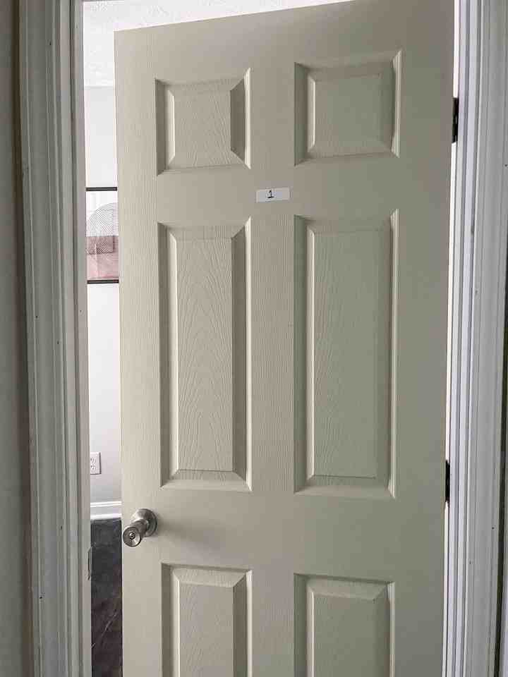 Janet Ln - Photo 4 of 9