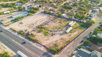 featured image of 2719 Del Rio Blvd
