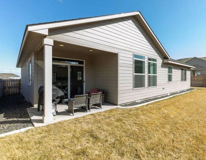 4316 South Dennis Court - Photo 2 of 22