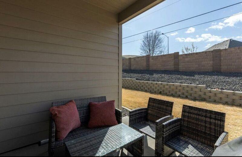 4316 South Dennis Court - Photo 4 of 22