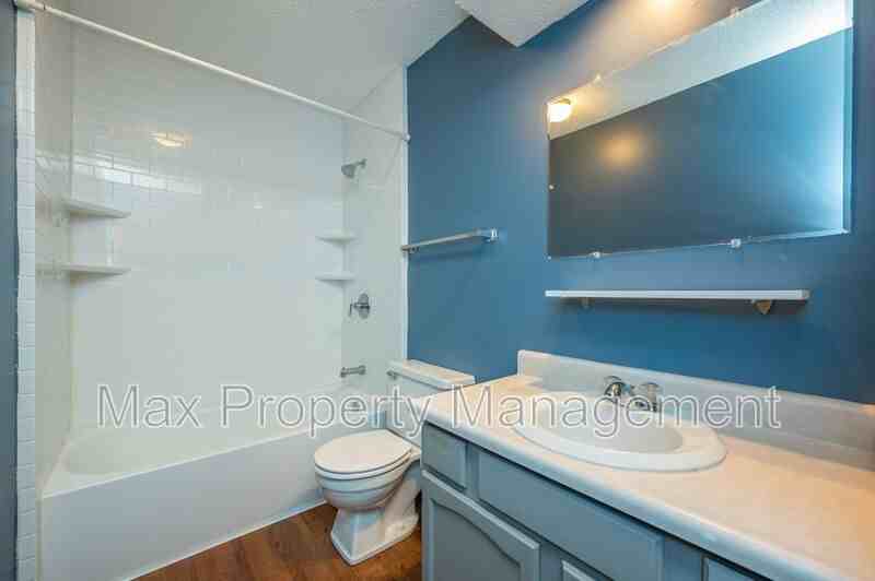 1103 4th St Nw - Photo 3 of 19
