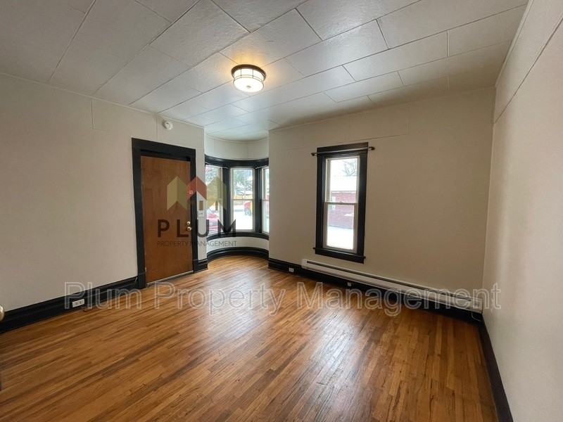 807 Bulwer Street #A - Photo 5 of 29