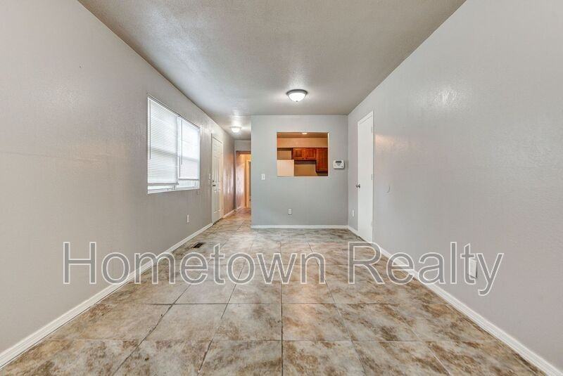312 Nw 118th St - Photo 7 of 33