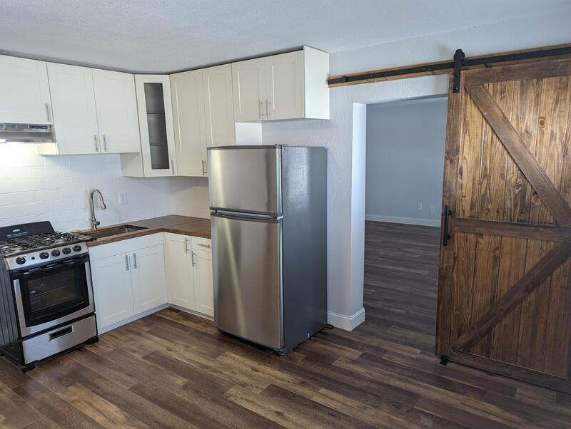 205 Oskaloosa St - Photo 3 of 14
