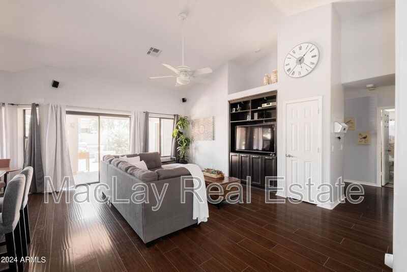 1233 E Sea Gull Dr - Photo 7 of 26