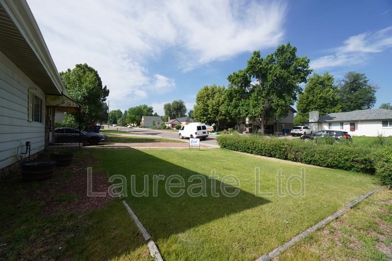4580 S Fox St - Photo 2 of 15