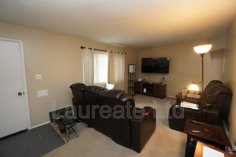 4580 S Fox St - Photo 3 of 15