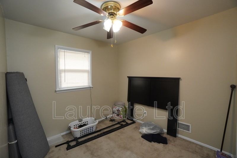 4580 S Fox St - Photo 7 of 15