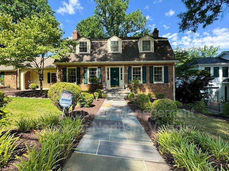 3648 N Monroe St - Photo 2 of 48