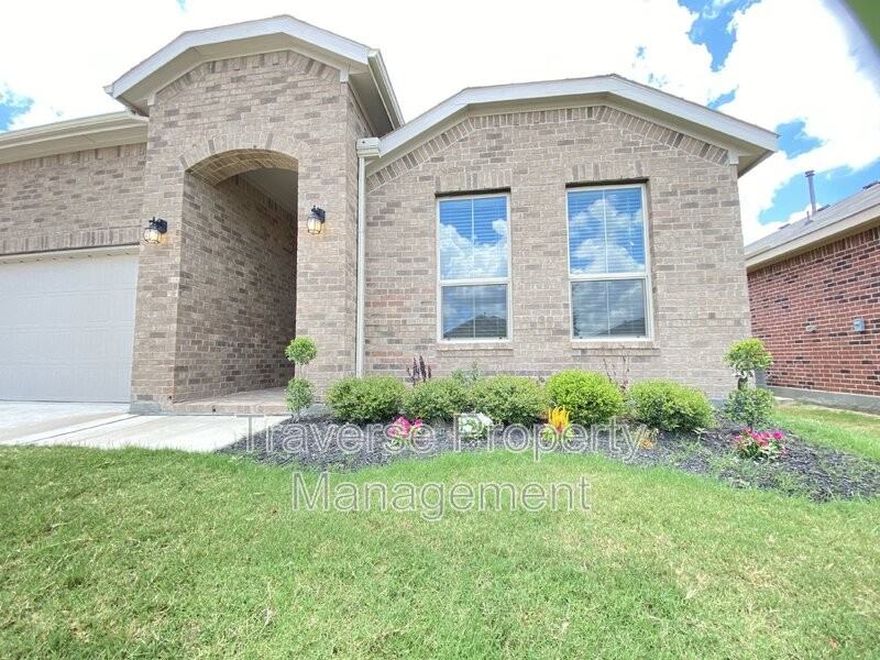 2408 Moon Ranch Dr - Photo 3 of 30