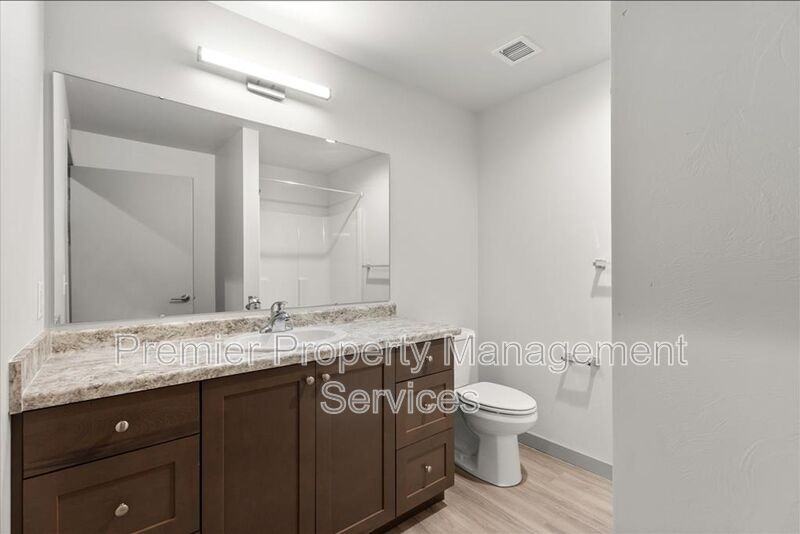1127 Alderson Ave #106 - Photo 5 of 11