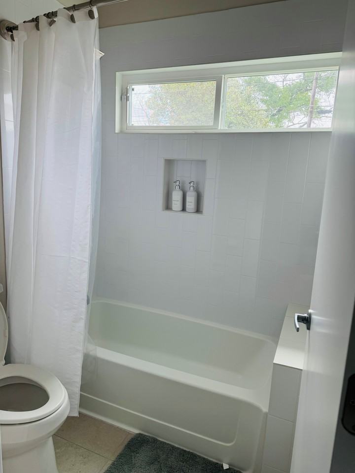 1903 Wipprecht St - Photo 3 of 6