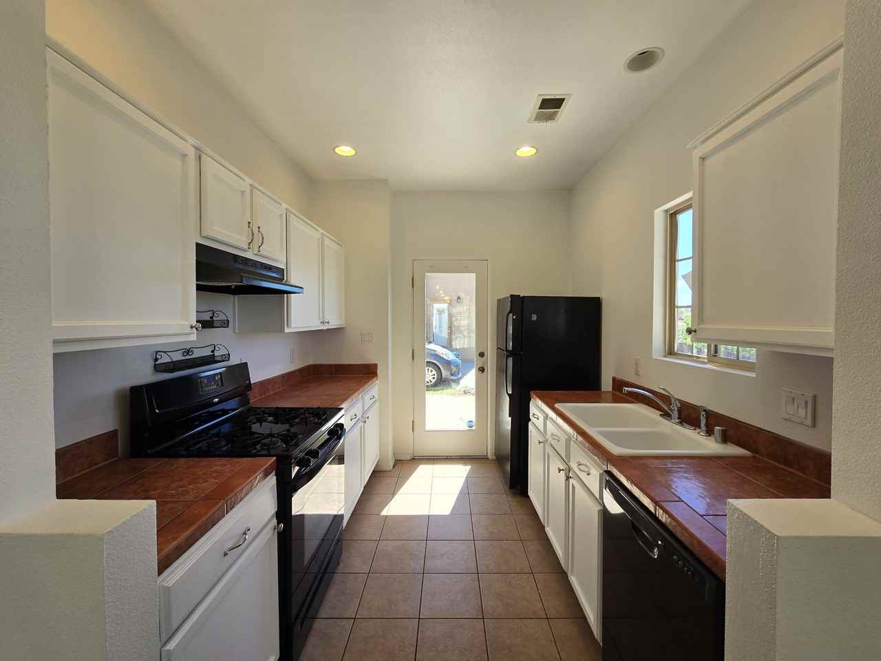 4252 Rock Castle Ln - Photo 2 of 20